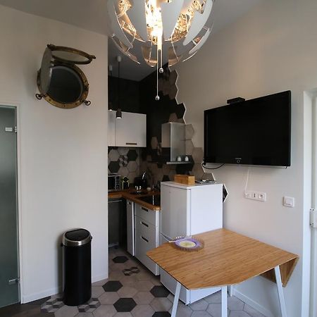 Ferienwohnung Le Petit Lys Vincennes Exterior foto