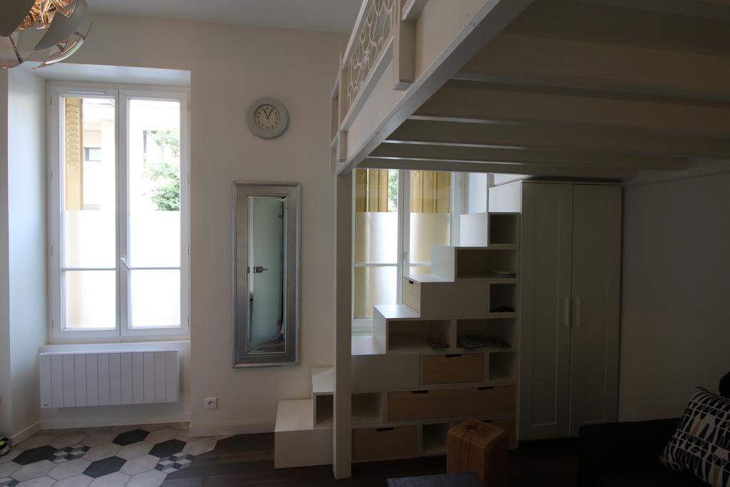 Ferienwohnung Le Petit Lys Vincennes Exterior foto