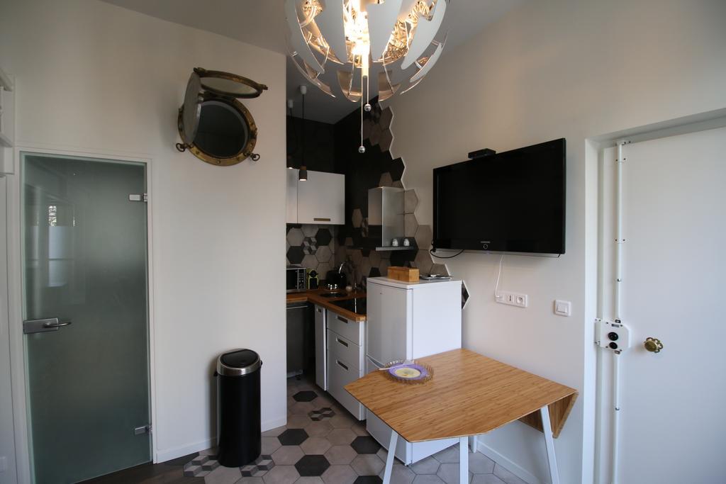 Ferienwohnung Le Petit Lys Vincennes Exterior foto
